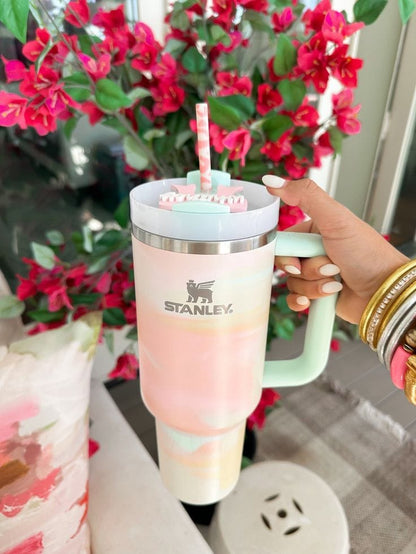 Stanley Quencher H2.0 Tumbler Cup 40oz/1.18L Stainless Steel Tumbler with Straw Lid - Double Wall Vacuum Insulated Car Travel Mug