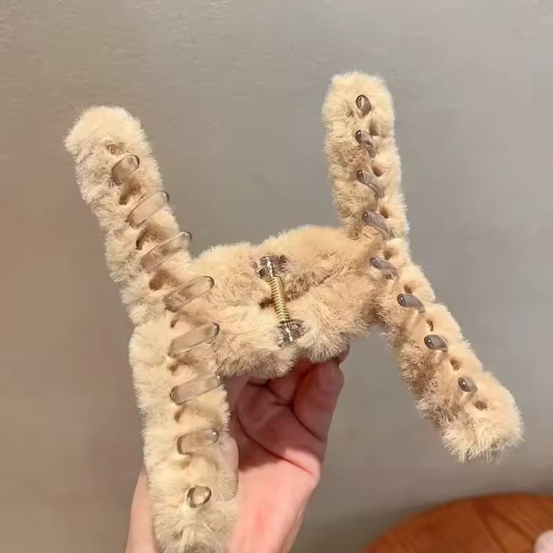 Furr faux Hair clip